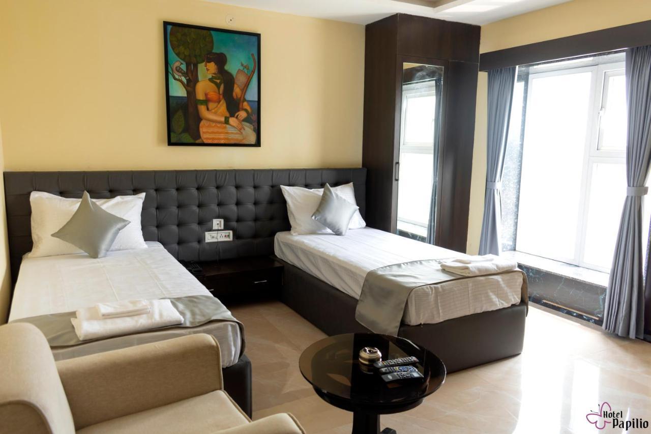 Hotel Papilio Māldah Exteriér fotografie