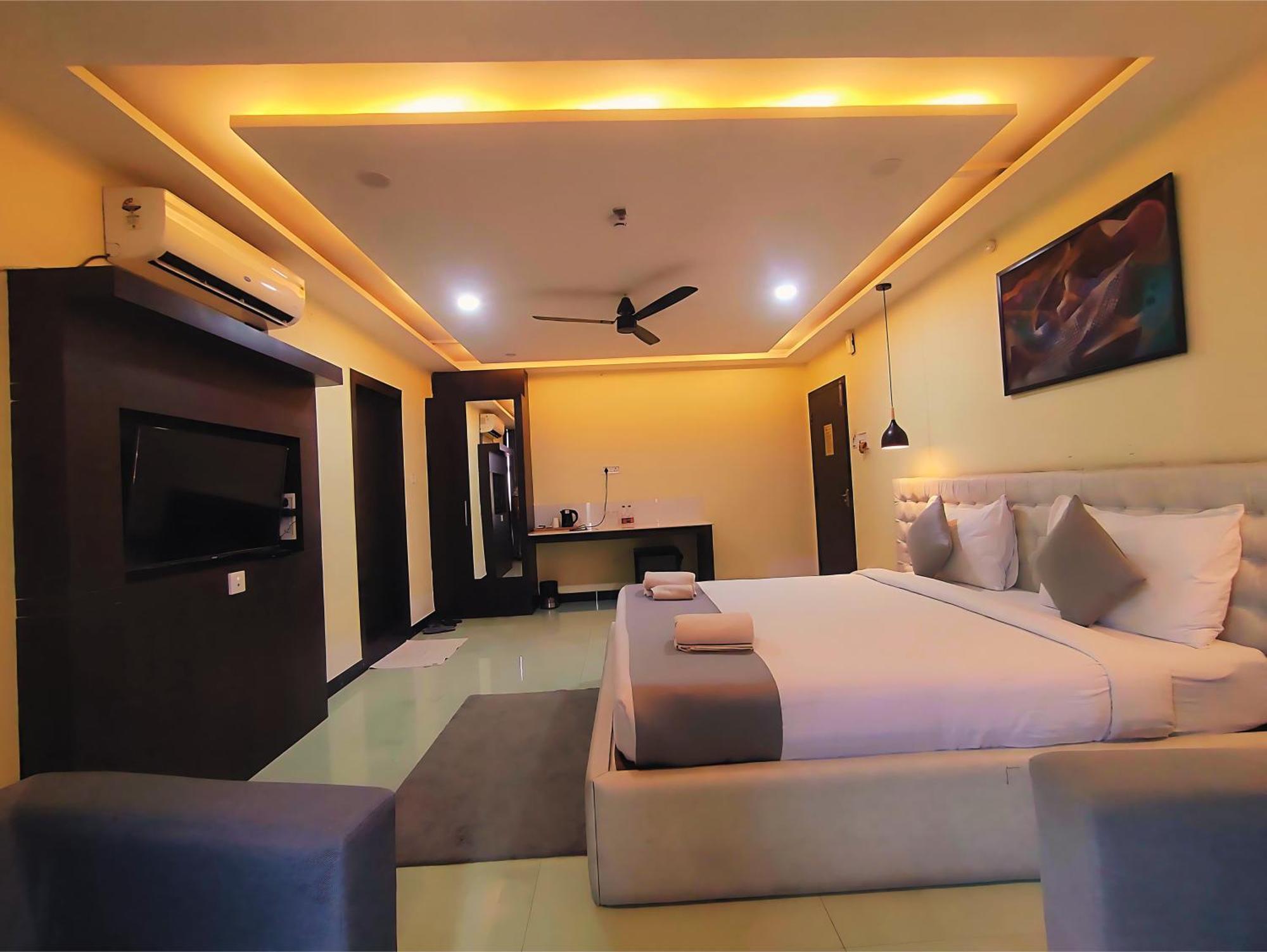 Hotel Papilio Māldah Exteriér fotografie